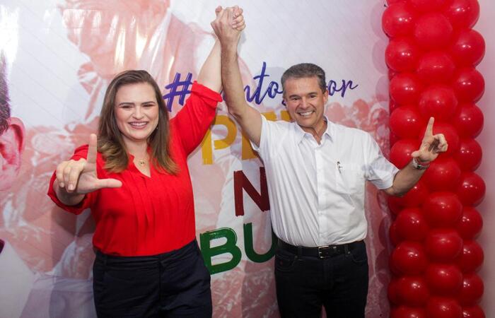 Leia mais sobre o artigo Após romper com o PSB, André de Paula oficializa aliança com Marília Arraes
