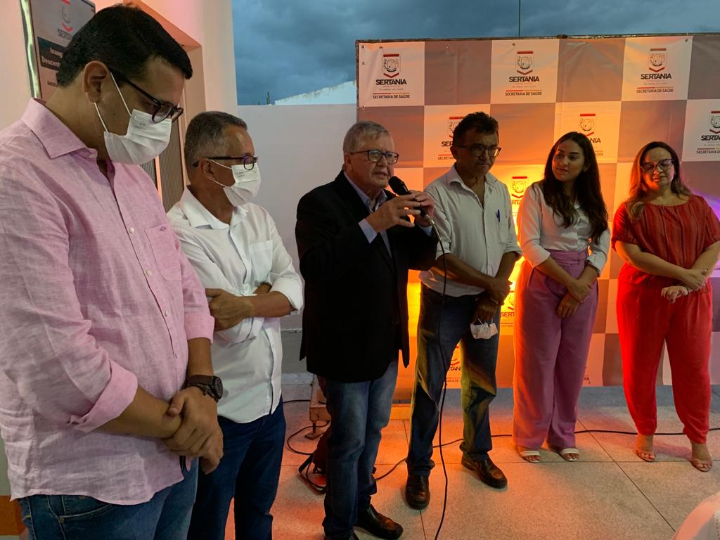 Leia mais sobre o artigo Prefeito de Sertânia Ângelo Ferreira inaugura sede própria do Samu