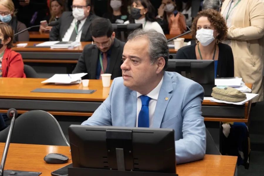 Leia mais sobre o artigo Danilo apresenta proposta para fortalecer sistemas de alerta de riscos￼￼