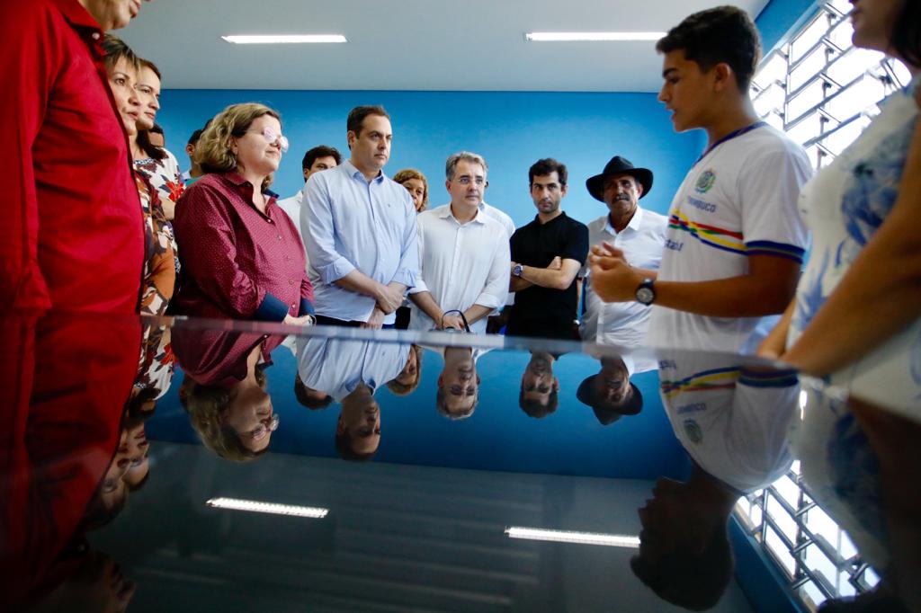 Leia mais sobre o artigo Paulo Câmara inaugura obras e anuncia mais ações do Plano Retomada para Itaíba e Águas Belas