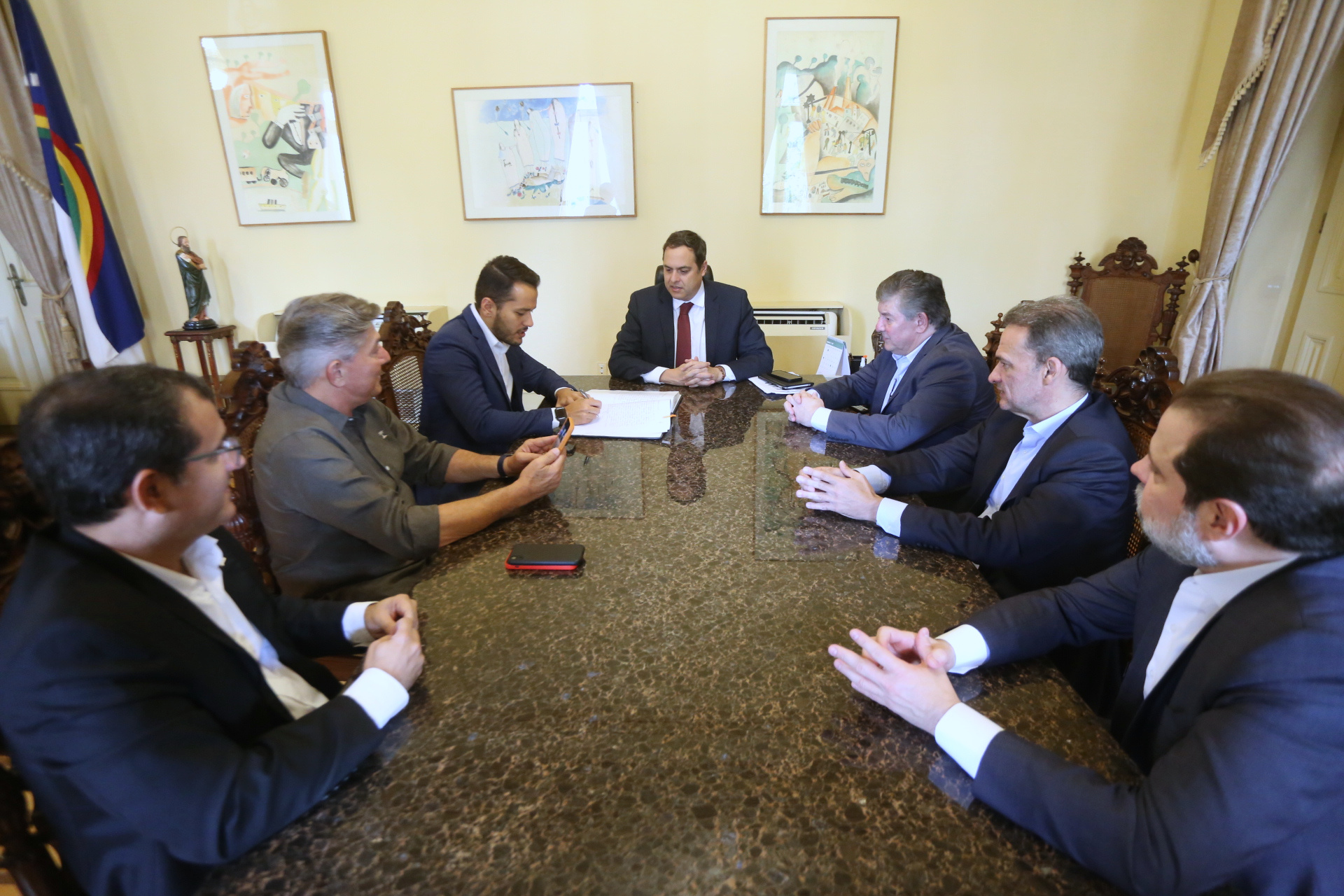 Leia mais sobre o artigo Paulo Câmara empossa novos secretários estaduais