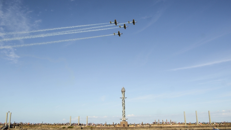 Leia mais sobre o artigo Marco Zero do Recife recebe demonstração da Esquadrilha da Fumaça na próxima quinta-feira (1º)