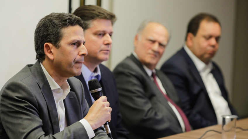 Leia mais sobre o artigo Presidentes de MDB, PSDB, Podemos e Cidadania discutem federação