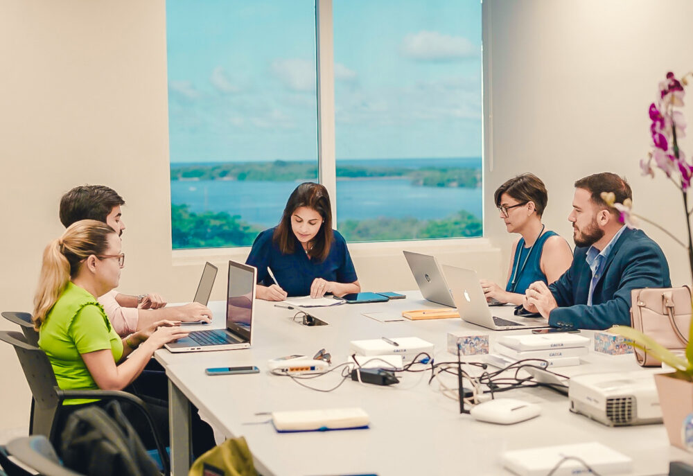 Leia mais sobre o artigo Equipe de transição de Raquel Lyra solicita primeiras informações ao governo Paulo Câmara