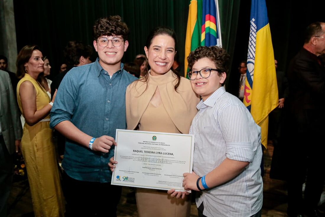 Leia mais sobre o artigo Diplomação de Raquel Lyra e Priscila Krause abre alas para gestão inédita em Pernambuco