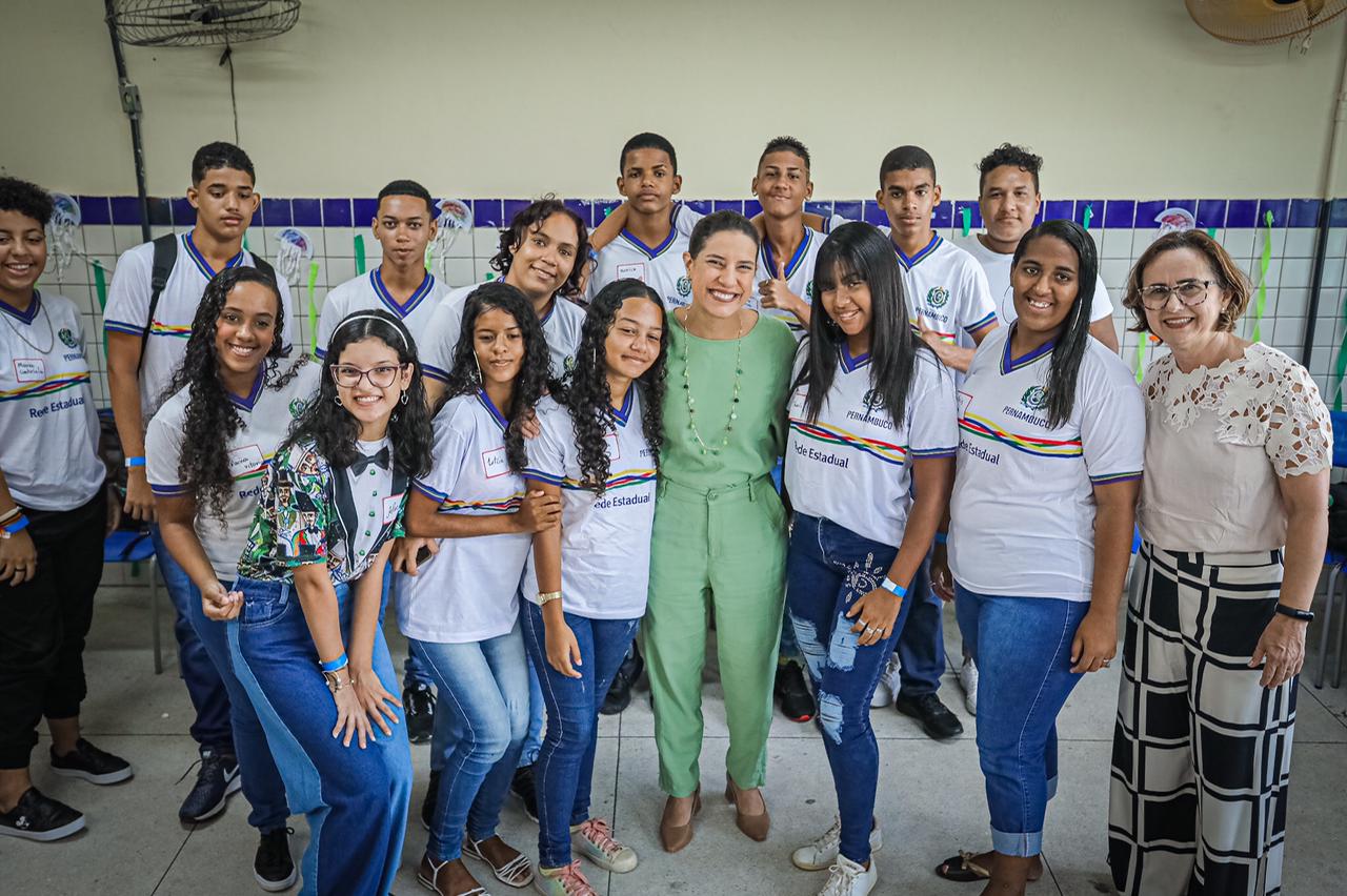 Leia mais sobre o artigo <strong>Governadora participa de abertura do ano letivo da Rede Estadual</strong>