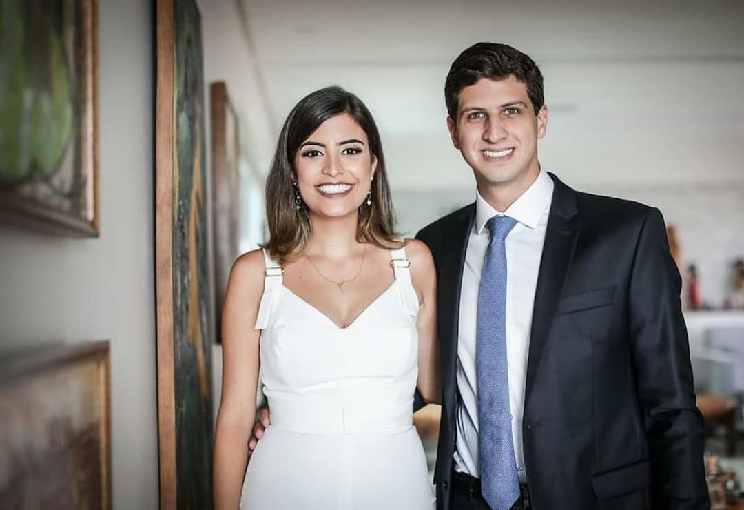 Leia mais sobre o artigo Casal disputará prefeituras: João Campos, no Recife, Tabata Amaral, em São Paulo