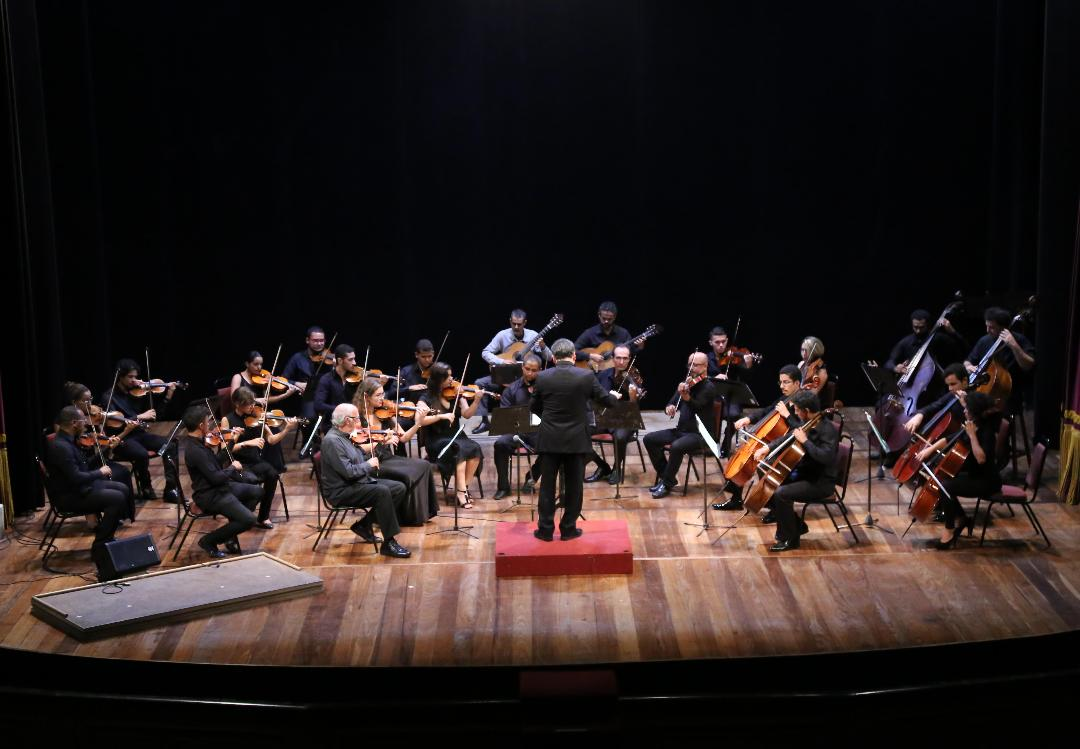 Leia mais sobre o artigo Orquestra de Câmara de Pernambuco inicia 2023 com turnê em Algodões, distrito de Sertânia (PE)