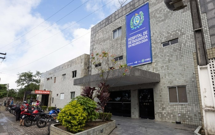 Leia mais sobre o artigo Governo de Pernambuco anuncia criação de 50 novos leitos para atender emergências neurológicas