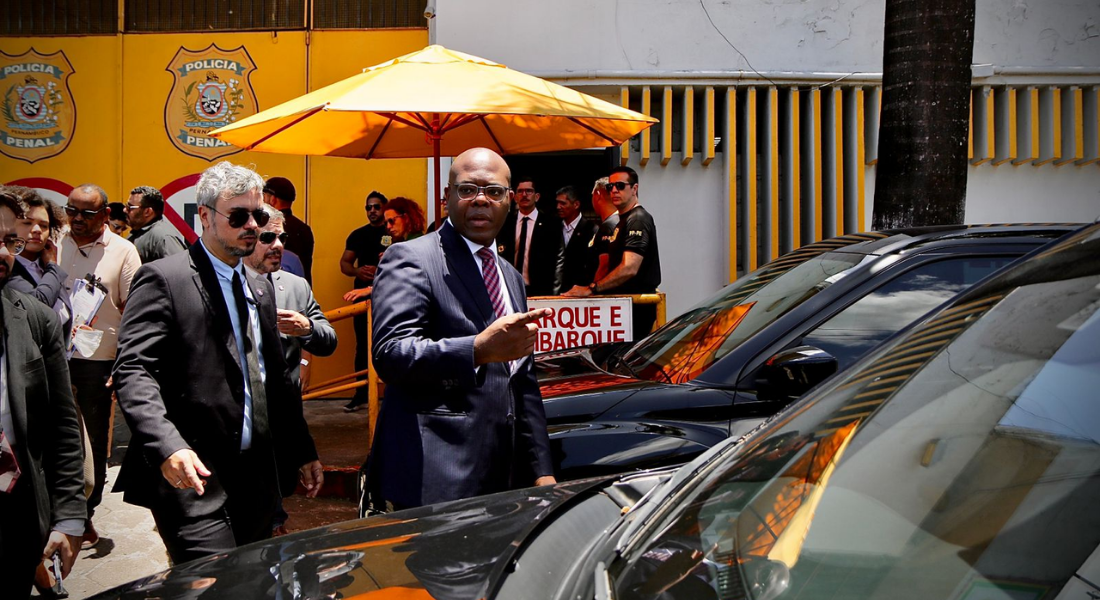 Leia mais sobre o artigo Ministro Silvio Almeida vai a Complexo Penitenciário do Curado avaliar questões humanitárias