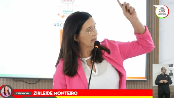 Leia mais sobre o artigo Vereadora de Arcoverde diz em sessão que mulher foi ‘castigada por Deus’ por ter filho com deficiência