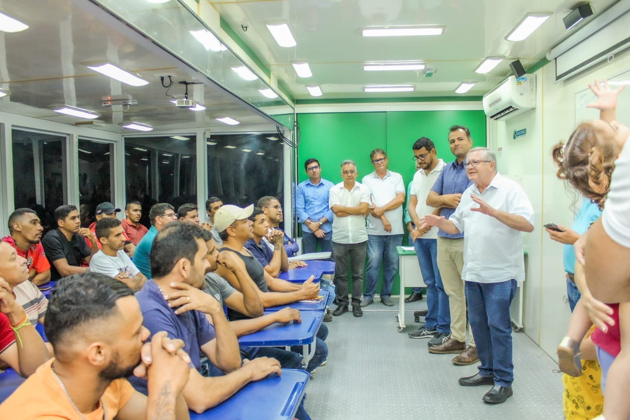 Leia mais sobre o artigo Programa Qualifica Sertânia inicia aulas de curso de manutenção mecânica de motocicletas