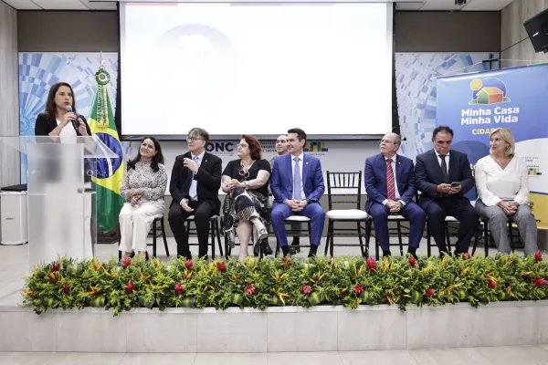 Leia mais sobre o artigo Raquel Lyra destaca avanços da política habitacional em Pernambuco