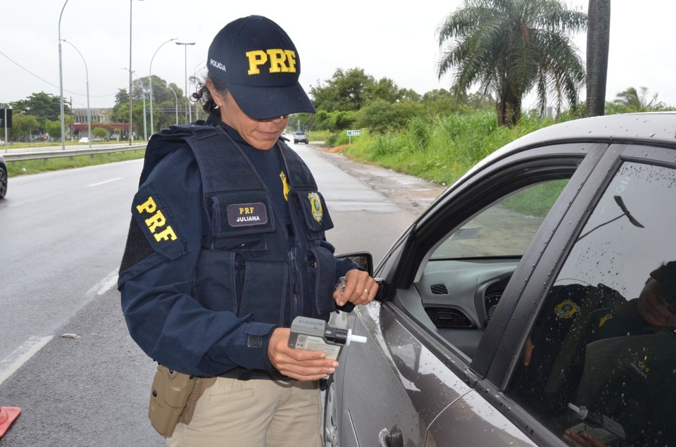 Leia mais sobre o artigo PRF intensifica fiscalização durante Operação Carnaval em Pernambuco