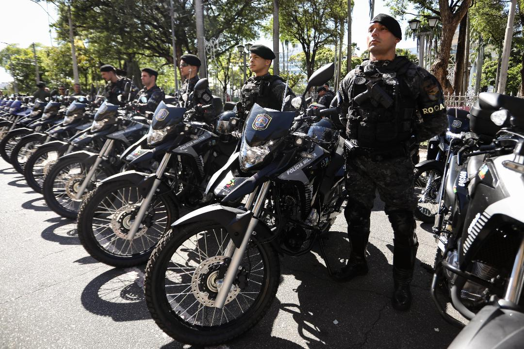 Leia mais sobre o artigo Governo de Pernambuco inicia entrega de motocicletas para Corpo de Bombeiros, Polícia Militar e Lei Seca 