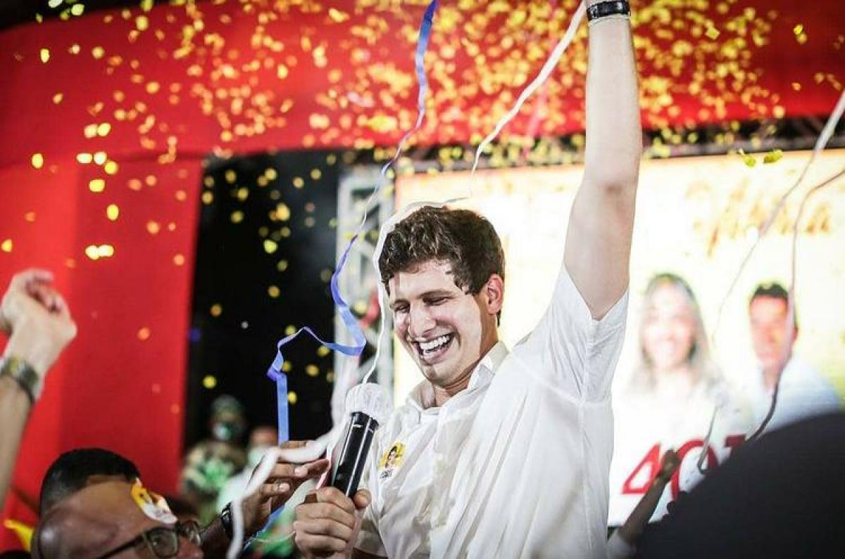 Leia mais sobre o artigo João Campos é o prefeito mais bem avaliado do Brasil