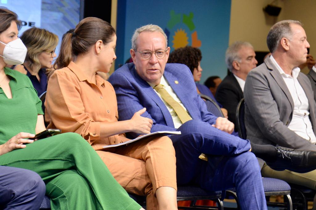 Leia mais sobre o artigo Raquel Lyra vai ao STF para derrubar lei de diretrizes orçamentária imposta por Álvaro Porto