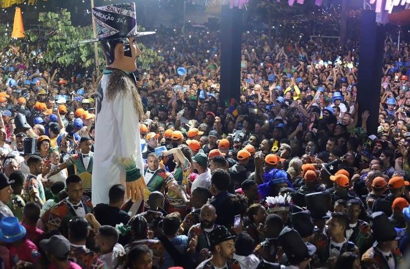 Leia mais sobre o artigo Mais folia e menos violência: Pernambuco registra queda de 40% nos roubos e 17% nos índices de homicídios no Carnaval
