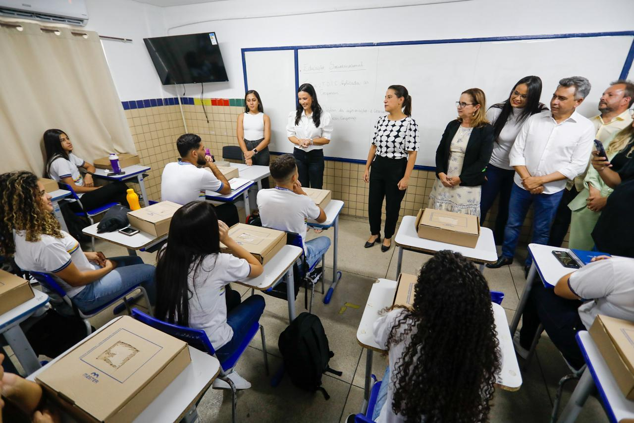 Leia mais sobre o artigo Governadora Raquel Lyra anuncia primeira unidade escolar  indígena em tempo integral Brasil