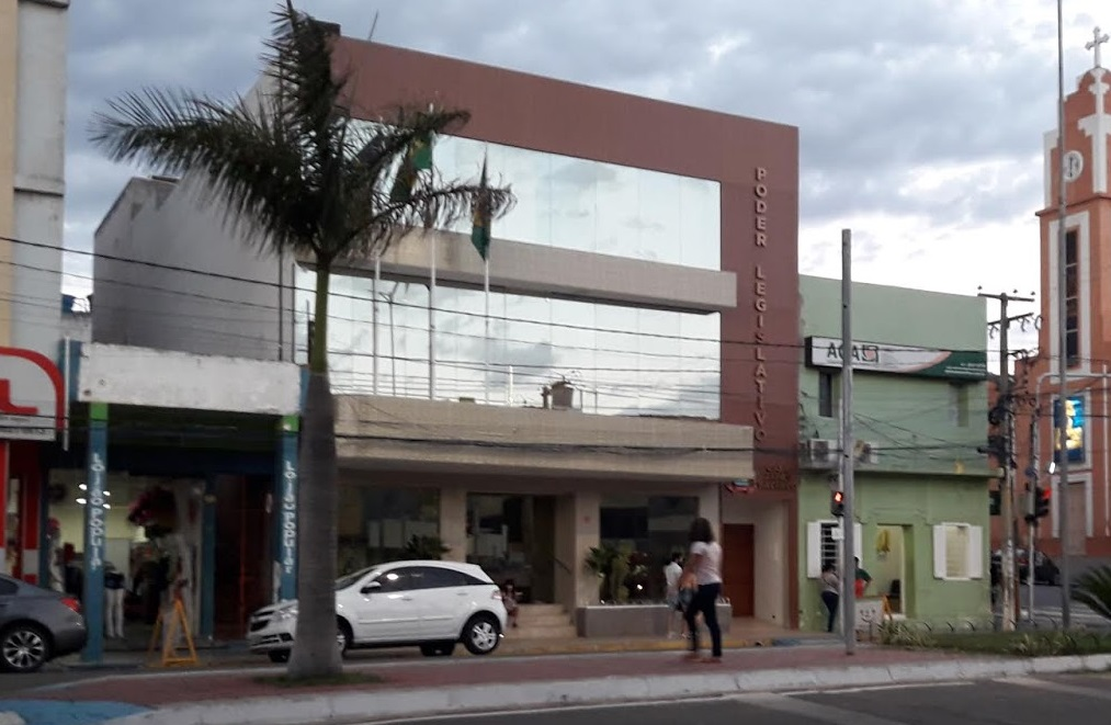 Leia mais sobre o artigo Arcoverde: Brito e Joao Taxista anunciam saída do governo Wellington Maciel