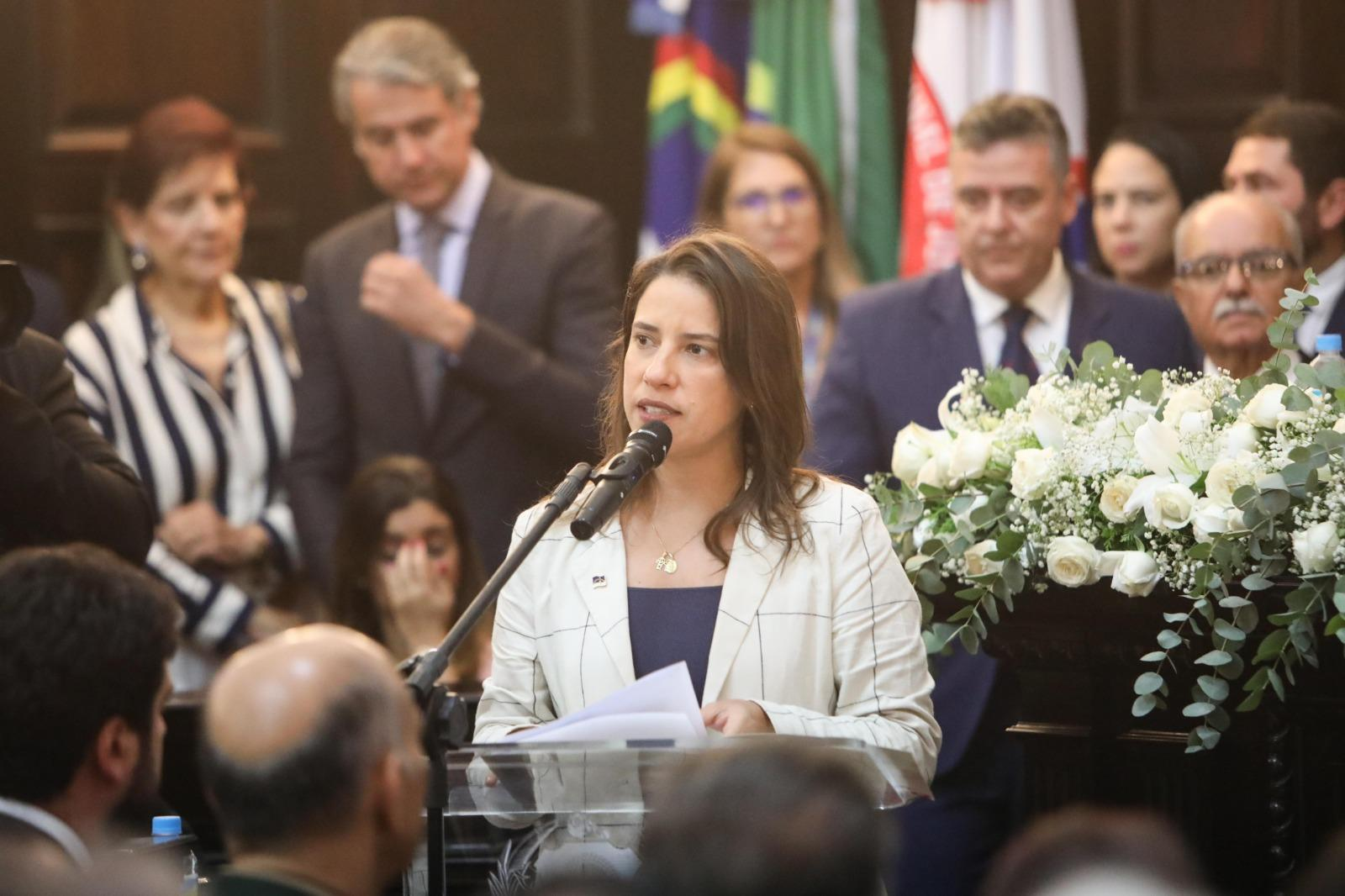 Leia mais sobre o artigo Governadora Raquel Lyra participa da posse da nova Mesa Diretora do Tribunal de Justiça de Pernambuco