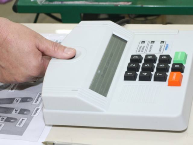 Leia mais sobre o artigo Eleitores de São José do Egito e Tuparetama já podem agendar biometria