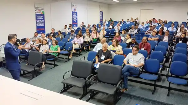 Leia mais sobre o artigo Amupe sedia oficina sobre Reforma Tributária para gestores municipais