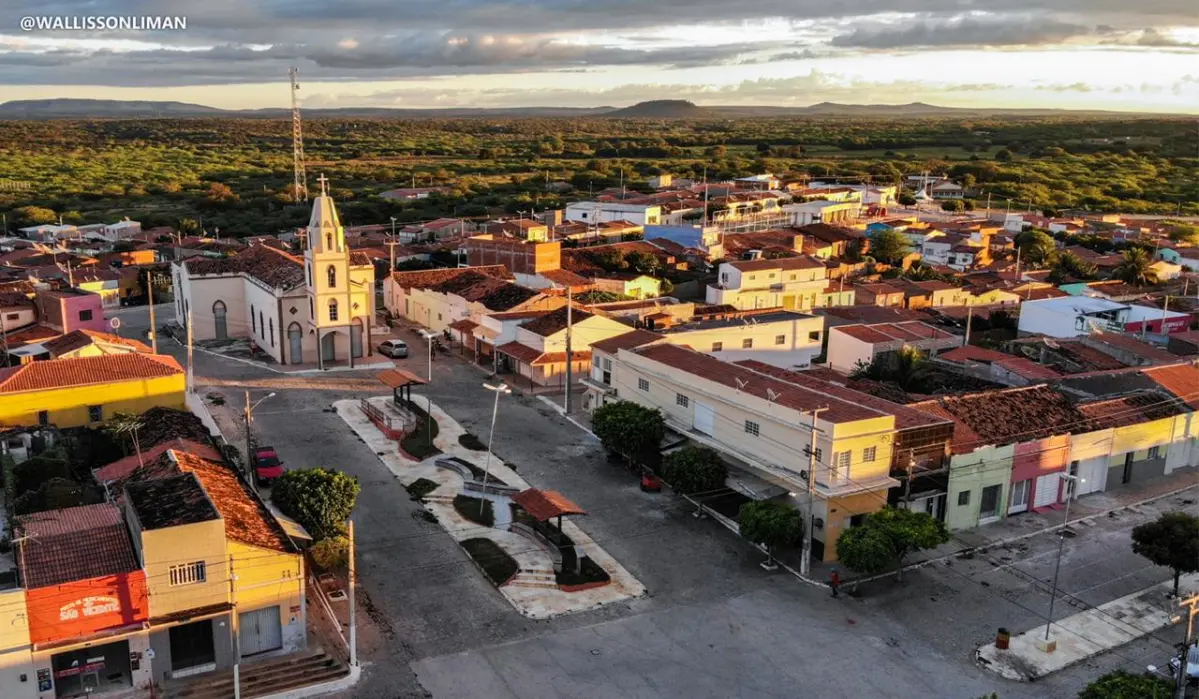 Leia mais sobre o artigo Itapetim terá cinema em praça pública em alusão ao Maio Laranja