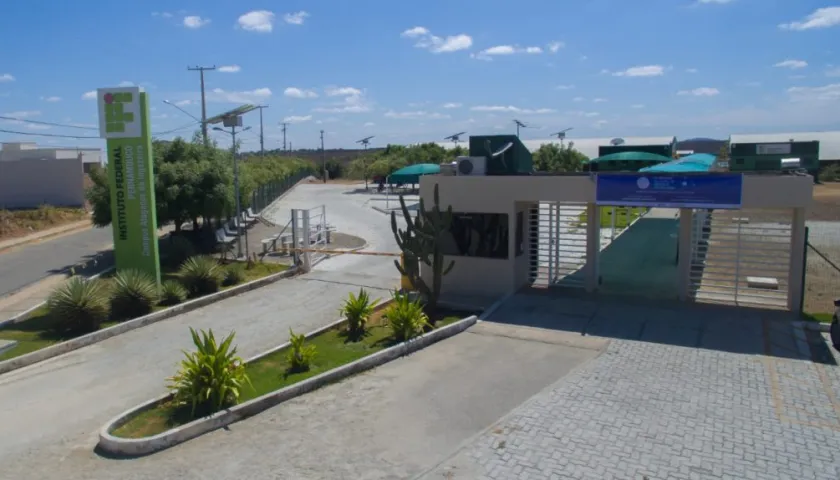 Leia mais sobre o artigo IFPE de Afogados da Ingazeira divulga resultado final da seleção de alunas do Programa Mulheres Mil