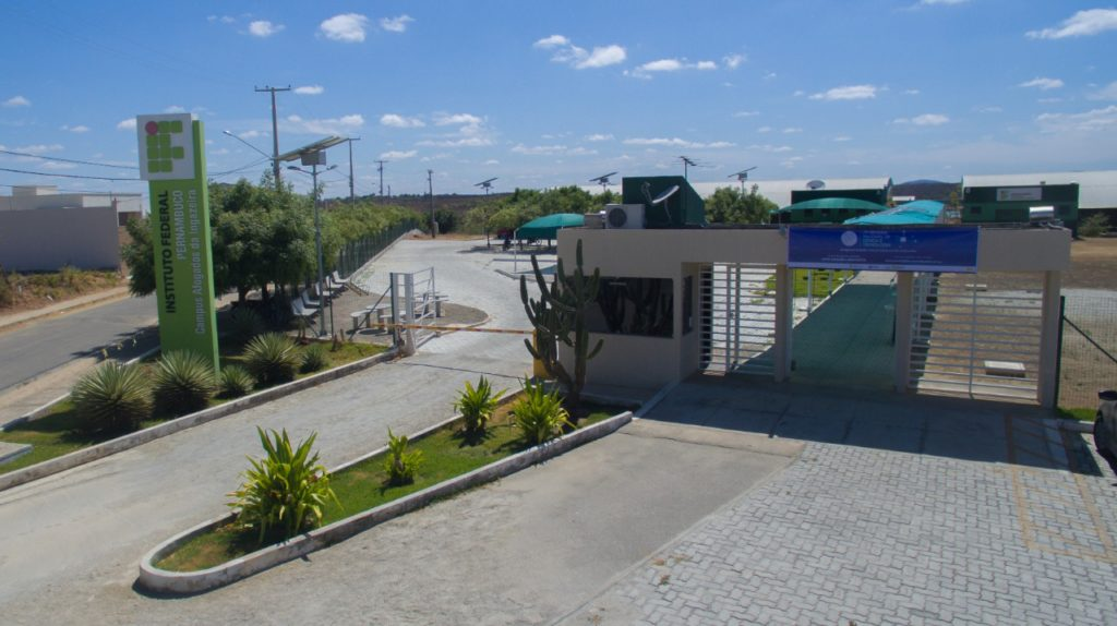 Leia mais sobre o artigo Servidores do IFSertãoPE encerram greve