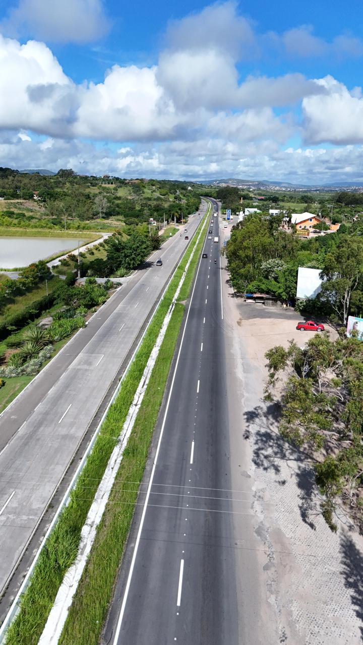 Leia mais sobre o artigo Governo de Pernambuco diz que recuperou 800 quilômetros de estradas em um ano e meio de gestão