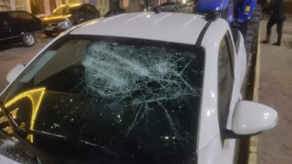 Leia mais sobre o artigo Homem é preso após vandalizar veículos públicos em Tabira