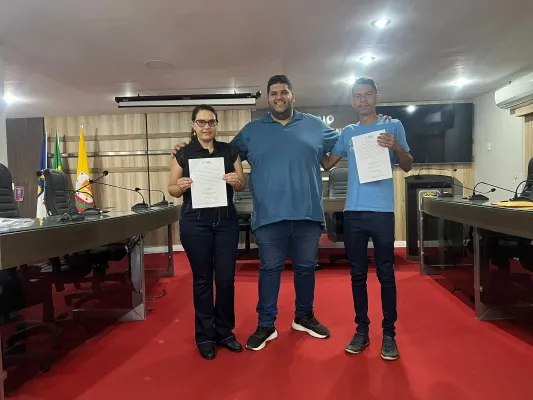 Leia mais sobre o artigo Câmara de Tabira empossa mais dois servidores concursados e completa quadro de efetivos