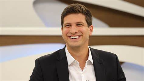 Leia mais sobre o artigo João Campos assume interinamente a presidência nacional do PSB