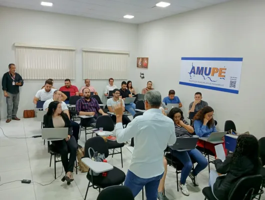 Leia mais sobre o artigo Amupe capacita servidores municipais sobre uso da Plataforma Transferegov