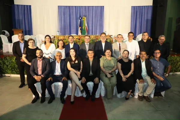 Leia mais sobre o artigo Sandrinho Palmeira divulga lista de seu primeiro escalão para gestão 2025/2028