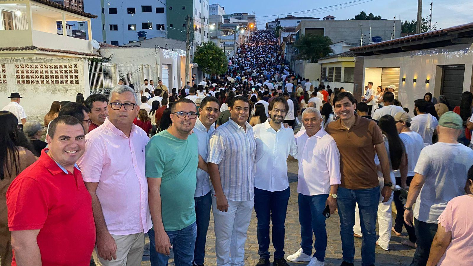 Leia mais sobre o artigo Diogo Moraes participa da procissão de Santo Amaro em Taquaritinga do Norte