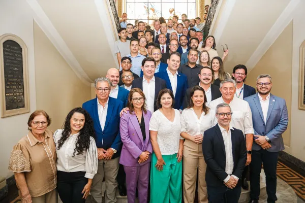 Leia mais sobre o artigo Raquel Lyra assina ordem de serviço para construção de 38 creches