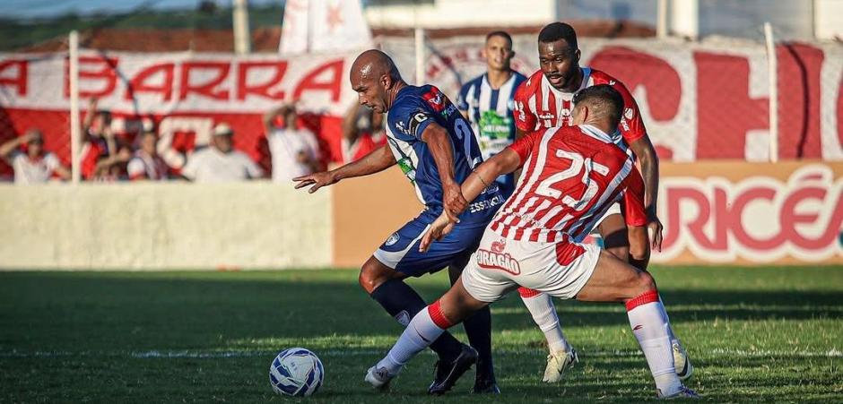 Leia mais sobre o artigo Decisão vence o Náutico e vai encarar o Sport na próxima fase