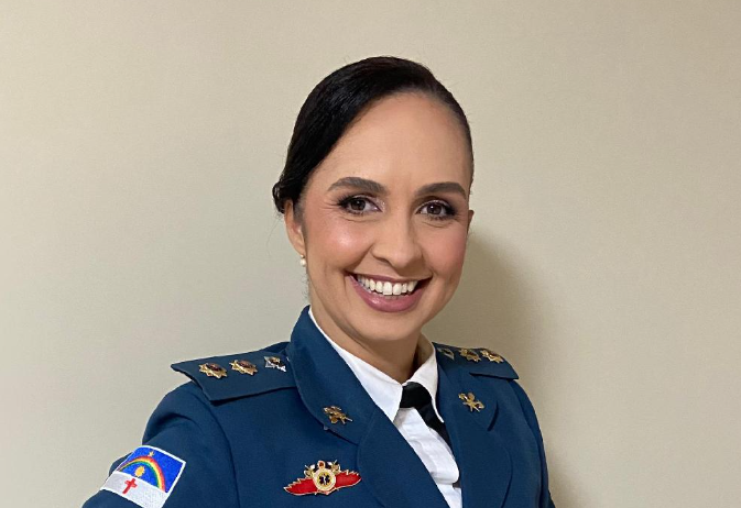 Leia mais sobre o artigo Mulher é promovida ao posto de tenente-coronel dos Bombeiros pela primeira vez em Pernambuco