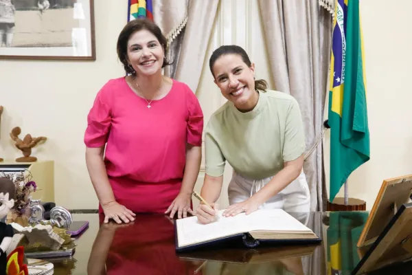 Leia mais sobre o artigo Priscila Krause assume Governo de Pernambuco durante recesso de Raquel Lyra