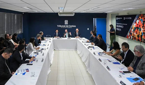 Leia mais sobre o artigo TCE-PE apresenta dados inéditos sobre panorama da segurança pública nos municípios