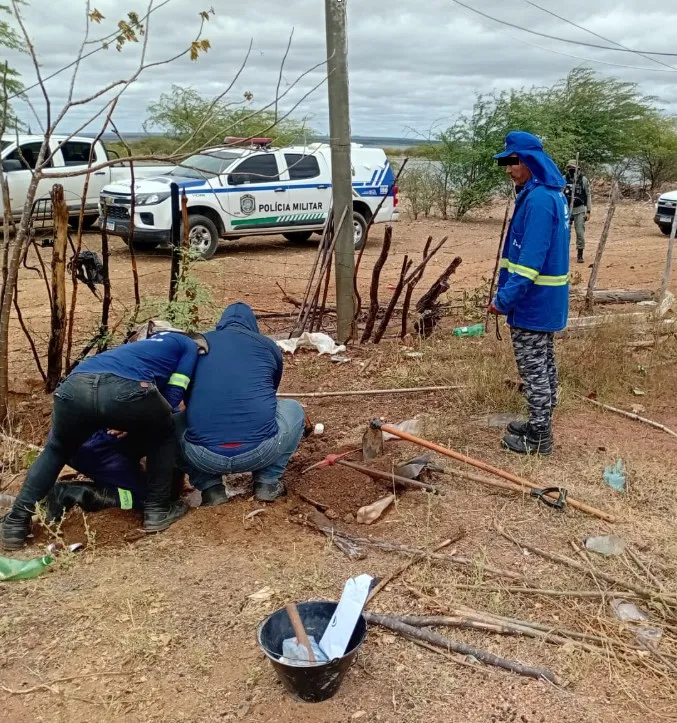 Leia mais sobre o artigo Operação da Compesa contra furto de água em Itacuruba recupera 70% da vazão