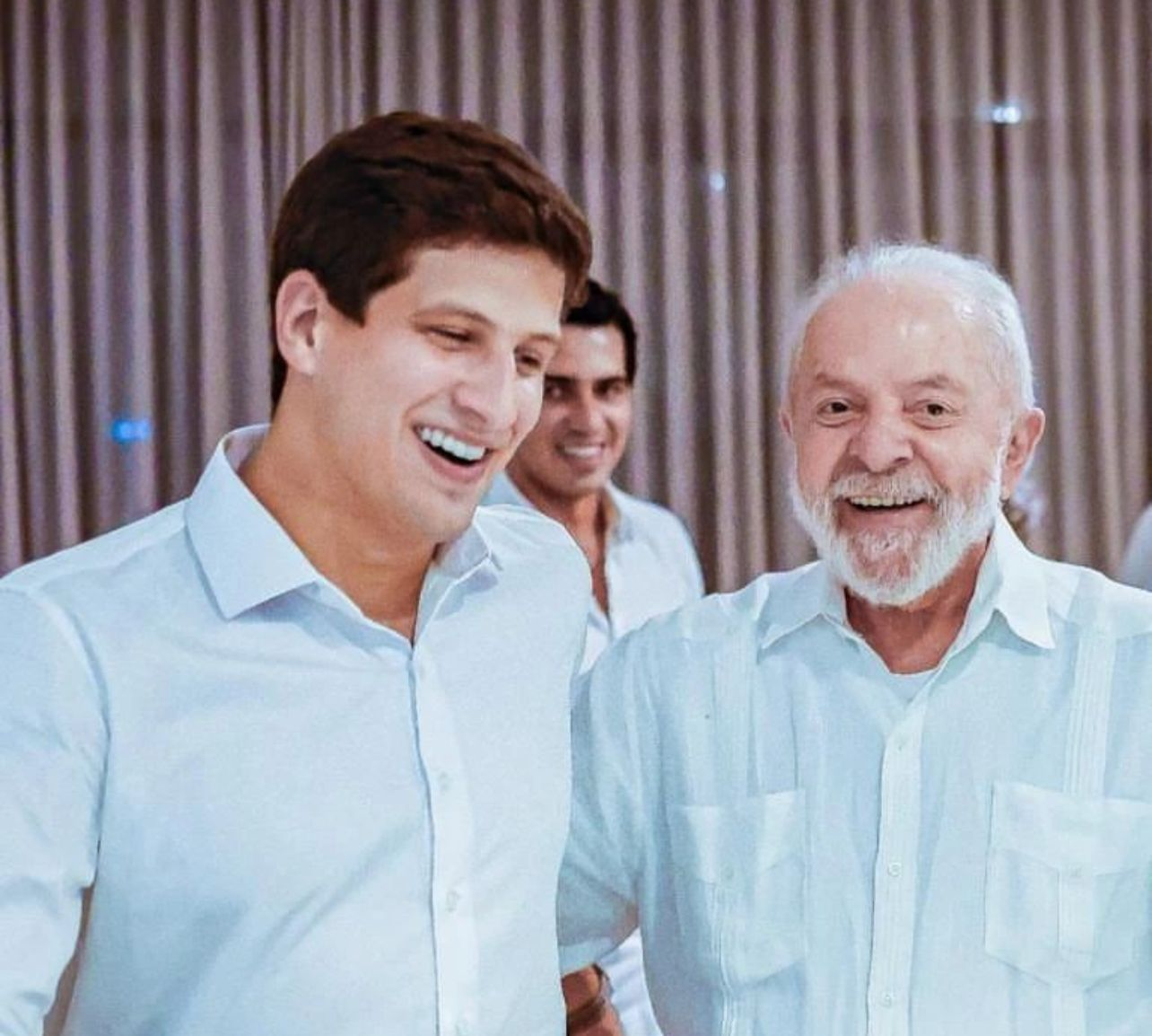 Leia mais sobre o artigo Pesquisa Conecta aponta cenário favorável para João Campos em Pernambuco e amplia vantagem de Lula