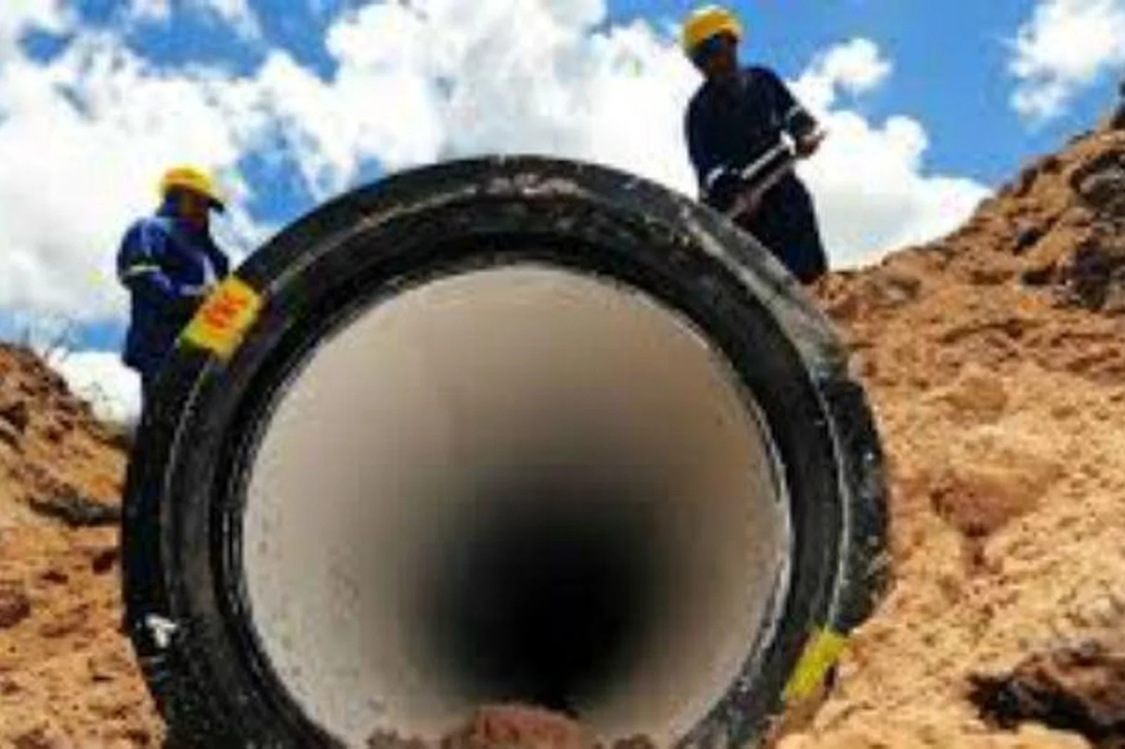 Leia mais sobre o artigo Governo de Pernambuco publica edital de leilão para concessão parcial de serviços da Compesa