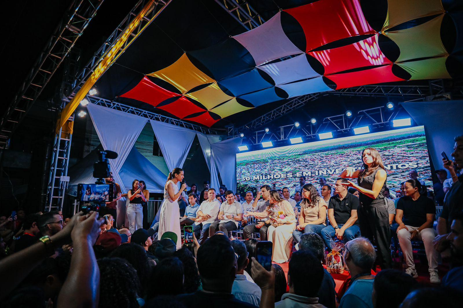 Leia mais sobre o artigo Governadora Raquel Lyra investimento para a urbanização e iluminação de Ibimirim