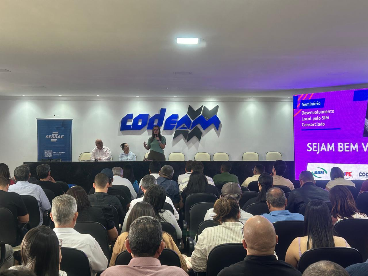 Leia mais sobre o artigo Amupe e Sebrae realizam seminário sobre Desenvolvimento Local pelo SIM Consorciado em Garanhuns