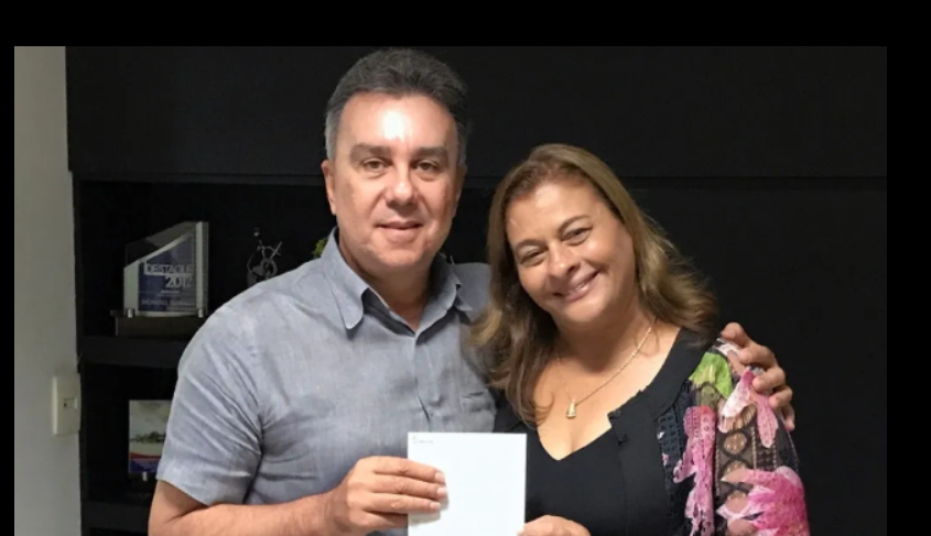 Leia mais sobre o artigo Ex-prefeita de Itaíba confirma pré-candidatura a deputada estadual pelo Podemos em 2026