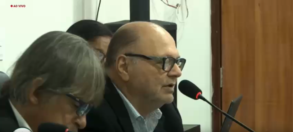 Leia mais sobre o artigo Líder do Governo afirma que Câmara de Vereadores não está recebendo o respeito que merece por parte da prefeitura de Sertânia