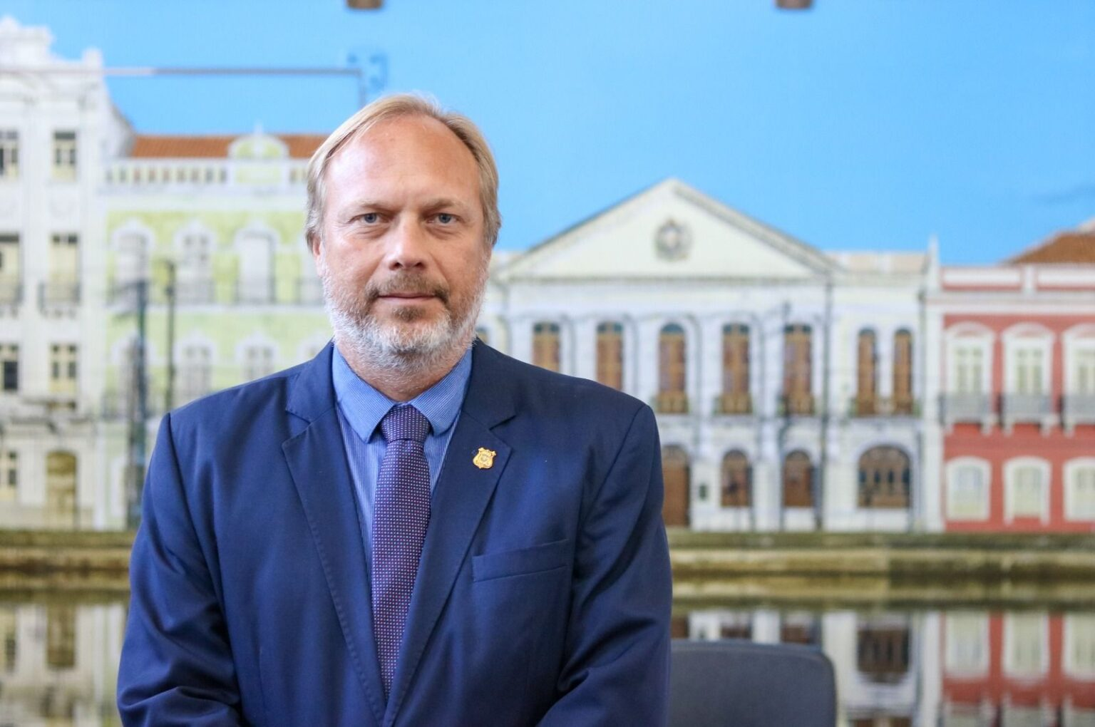 Leia mais sobre o artigo Chefe da Polícia Civil de Pernambuco deixa cargo